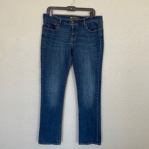 LEVIE JEANS